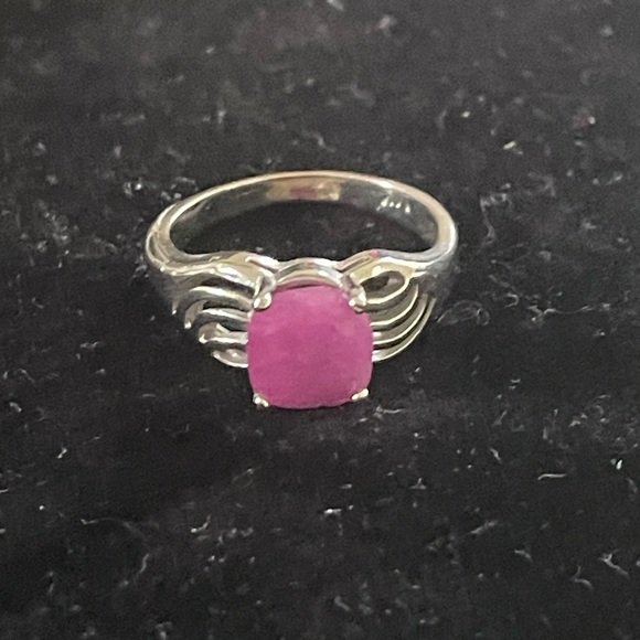 14k Ruby Ring - Picture 2 of 11